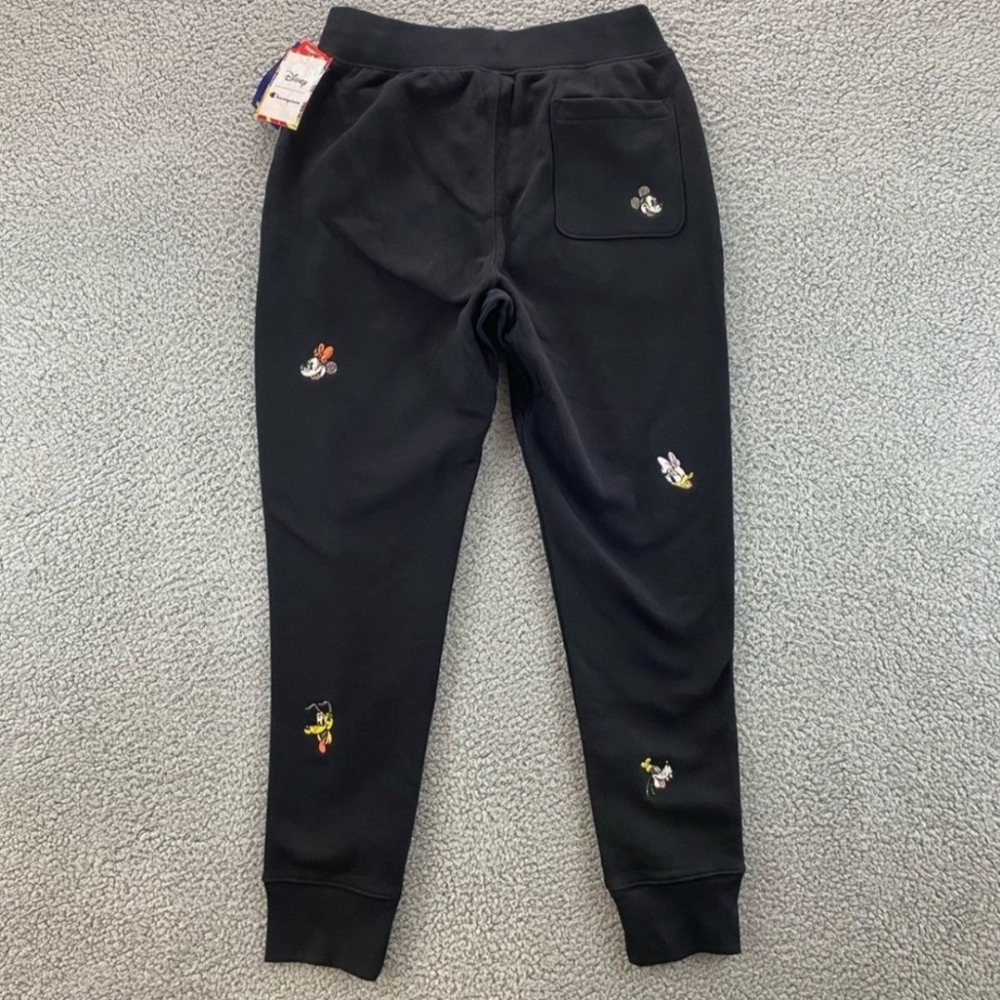 Champion Disney Women Medium Black Reverse Weave Characters Embroidered 122024 - Picture 4 of 13